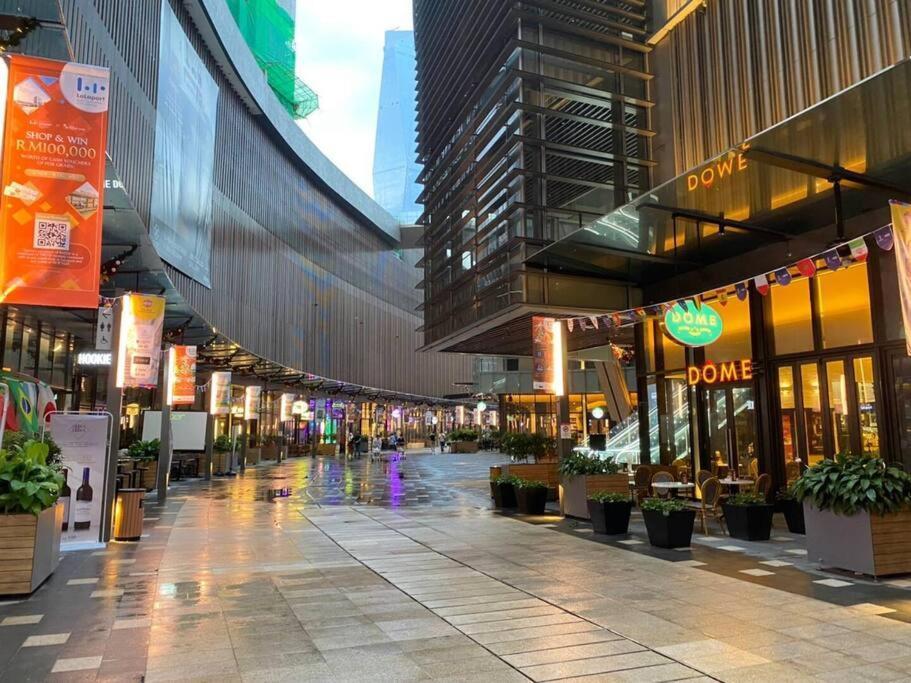 Apartment At Bukit Bintang Lalaport 32nd Flr Klcc View Kuala Lumpur
