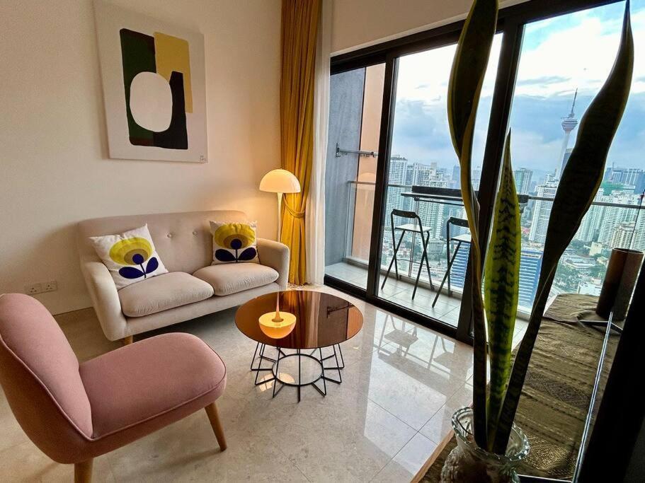 At Bukit Bintang Lalaport 32nd Flr Klcc View Apartment