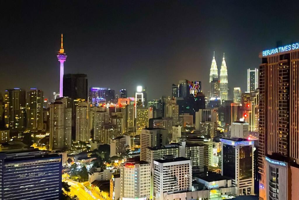At Bukit Bintang Lalaport 32nd Flr Klcc View Apartment Kuala Lumpur